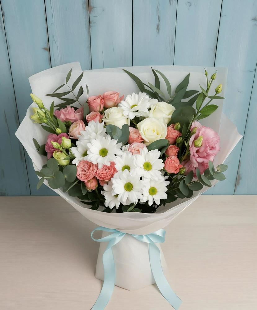 Букет цветов из: Розы, Лизиантусы и Хризантемы в Славянске-на-Кубани