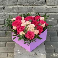 Цветочная композиция из Розы в коробке в Славянске-на-Кубани