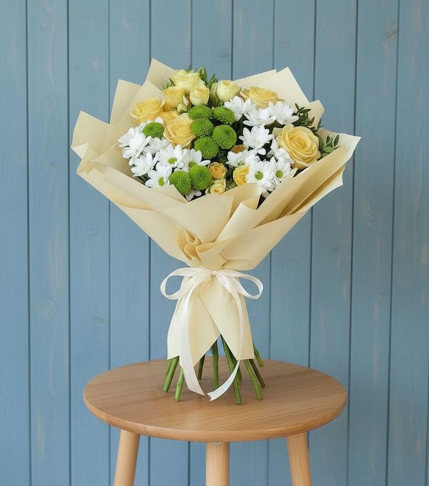 Букет цветов из: Хризантемы и Розы в Славянске-на-Кубани