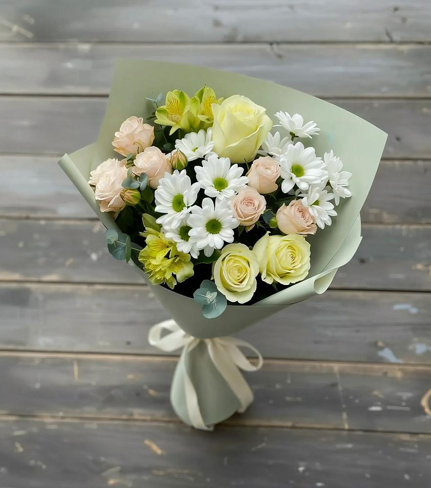 Букет цветов из: Альстромерии, Розы и Хризантемы в Славянске-на-Кубани