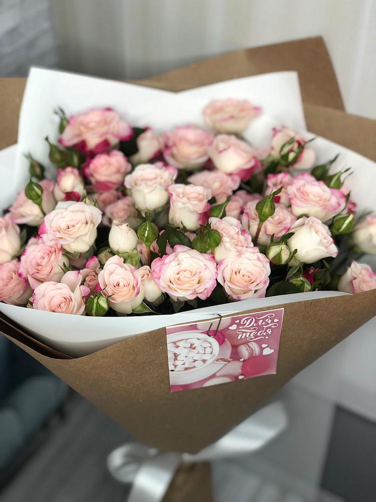 Букет цветов из: Розы в Славянске-на-Кубани