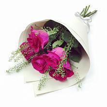 Букет цветов из:  Розы в Славянске-на-Кубани