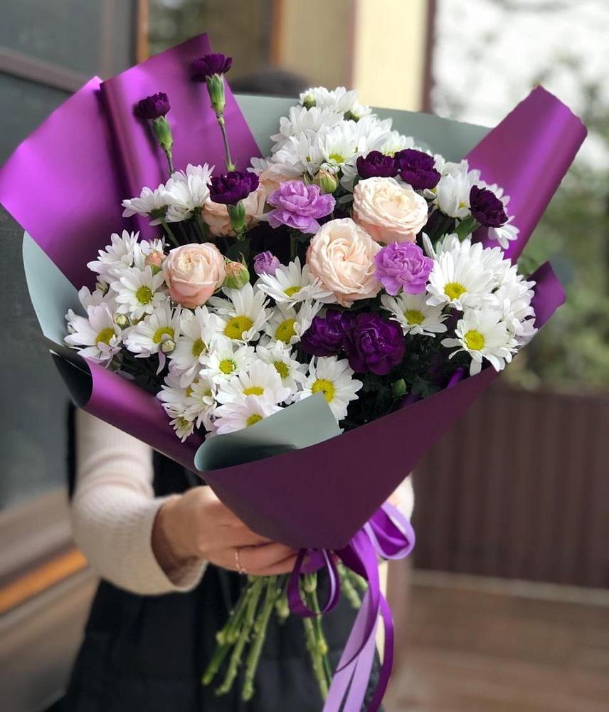 Букет цветов из: Хризантемы, Гвоздики и Розы в Славянске-на-Кубани