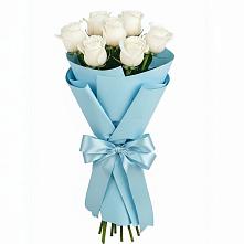 Букет 7 белых роз Проуд в Славянске-на-Кубани