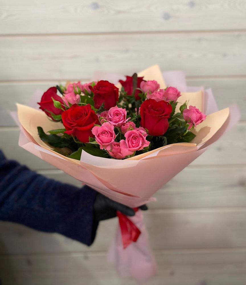 Букет цветов из: Розы в Славянске-на-Кубани