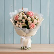 Букет цветов из:  Розы в Славянске-на-Кубани