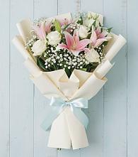 Букет цветов из:  Лилии в Славянске-на-Кубани